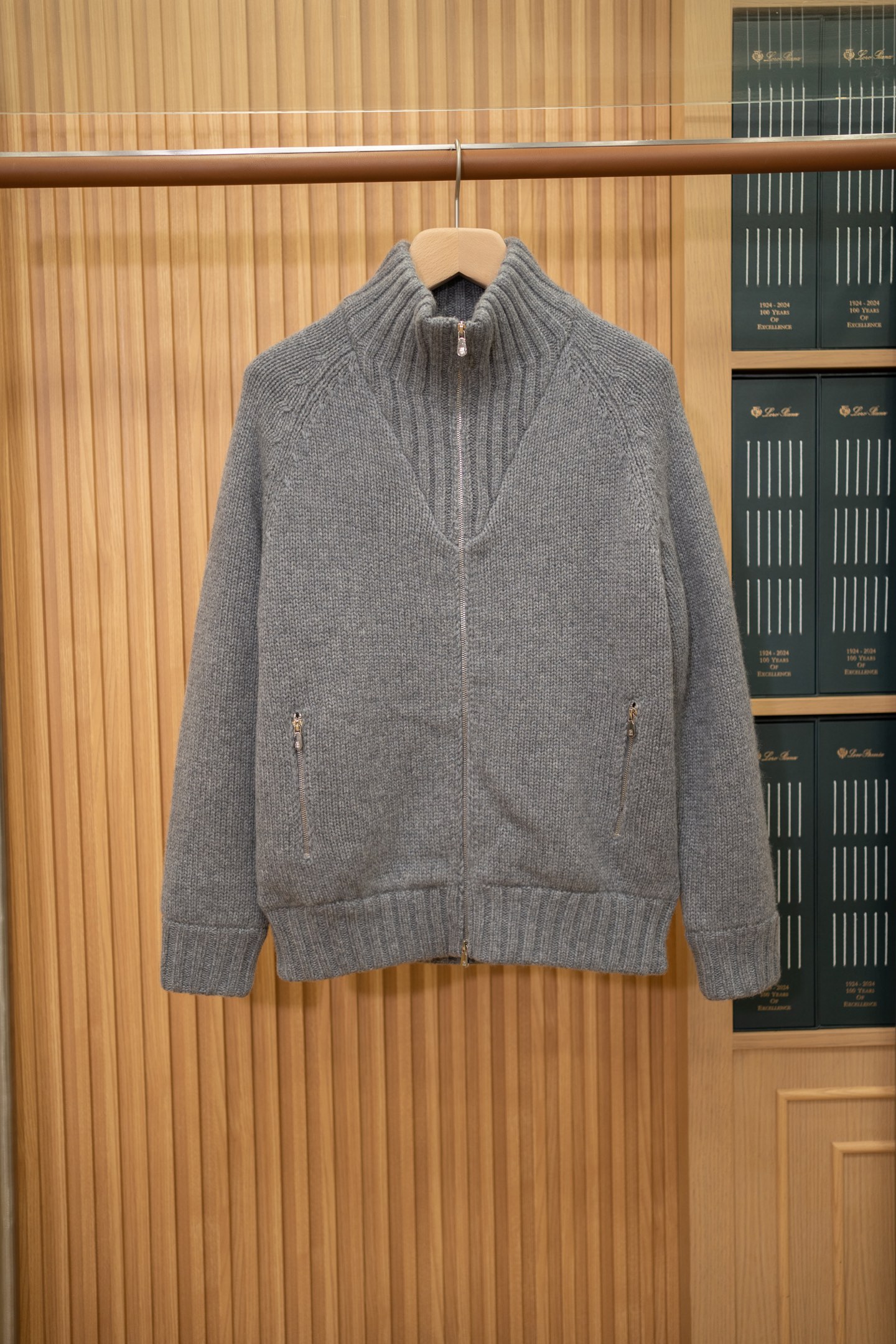 브루넬로 쿠치넬리 Brunello Cucineli 다운재킷