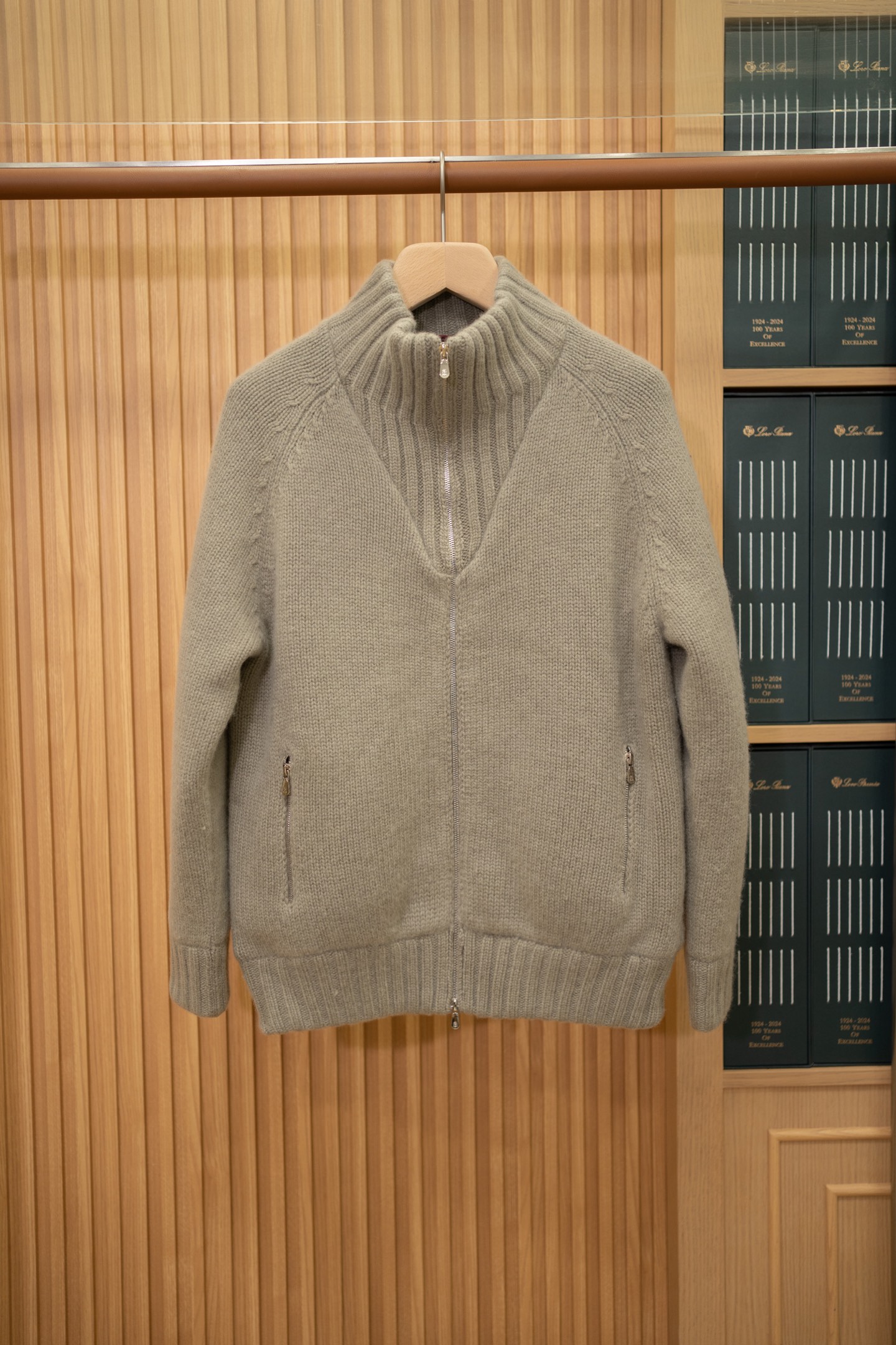 브루넬로 쿠치넬리 Brunello Cucineli 다운재킷