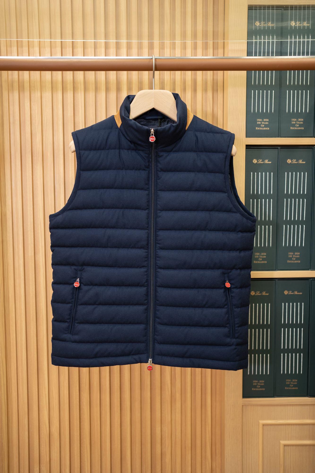 키톤 Kiton 다운 베스트 조끼