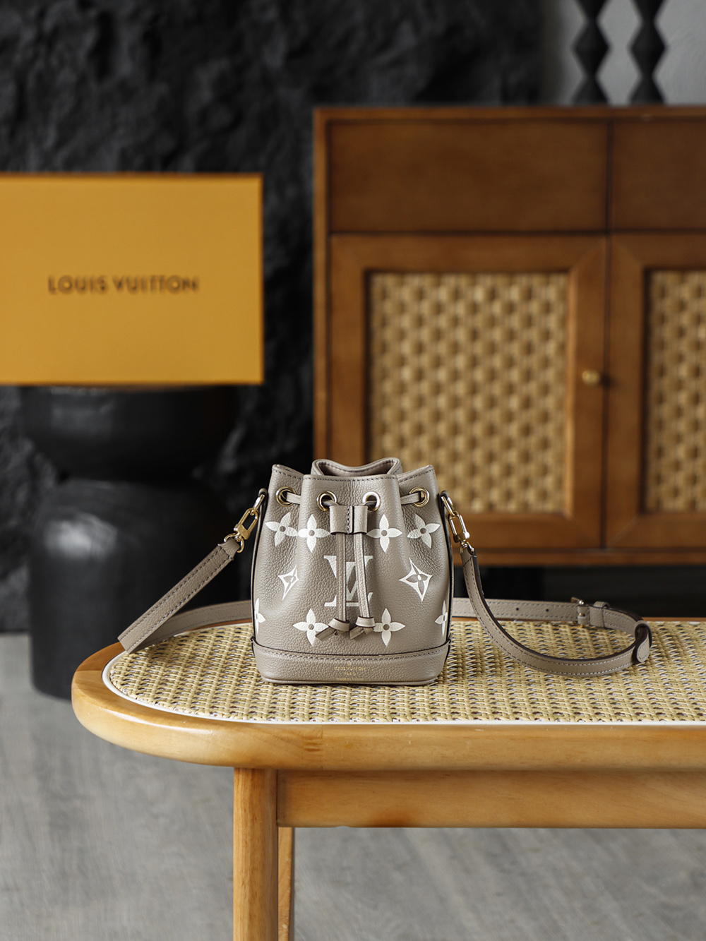 【AS】루이비통 Louis Vuitton M46291 Nano Noe Bicolor Monogram Empreinte Leather Bag Tourterelle Grey Cream