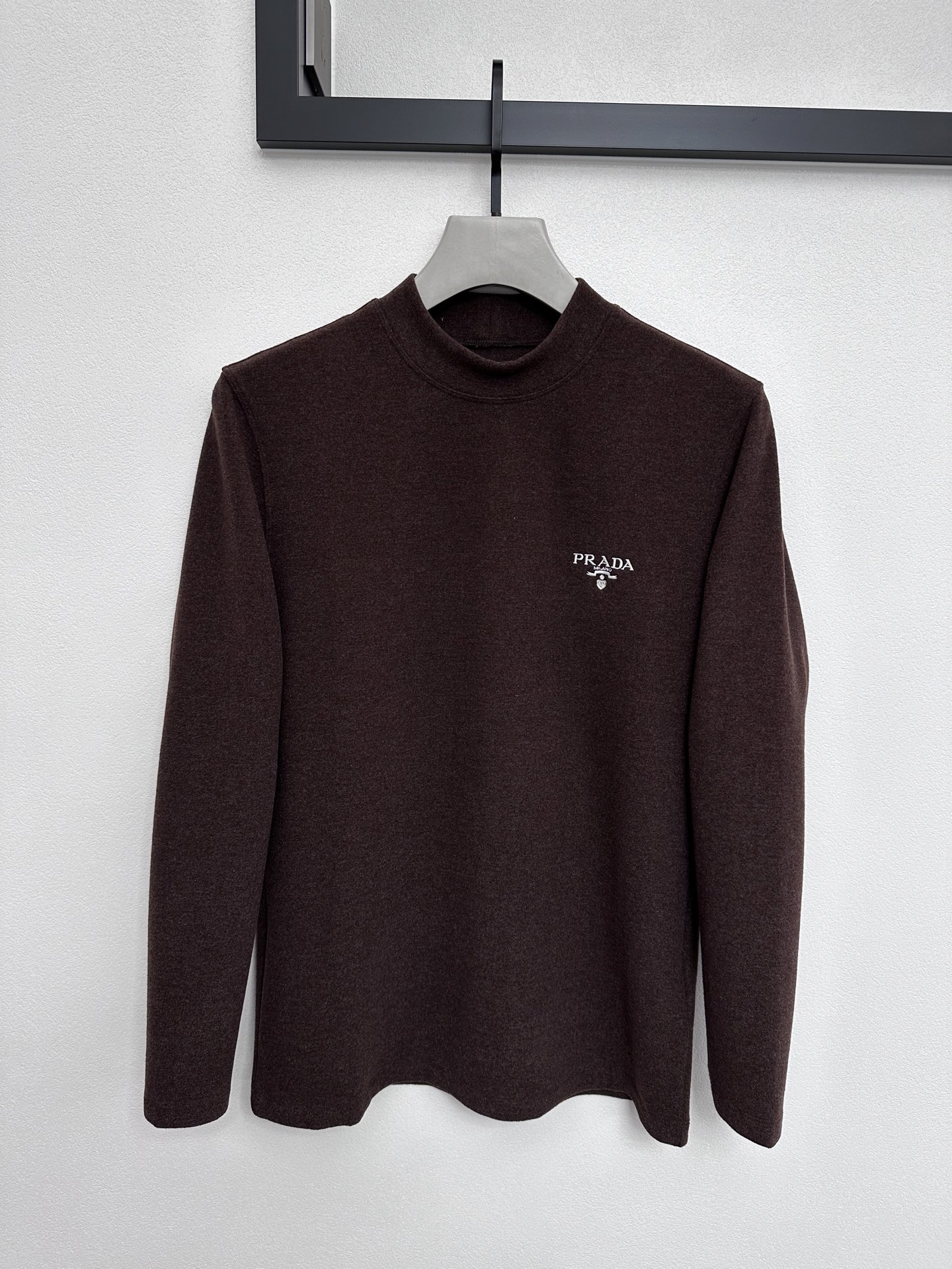 프라다 Prada 긴팔 티셔츠