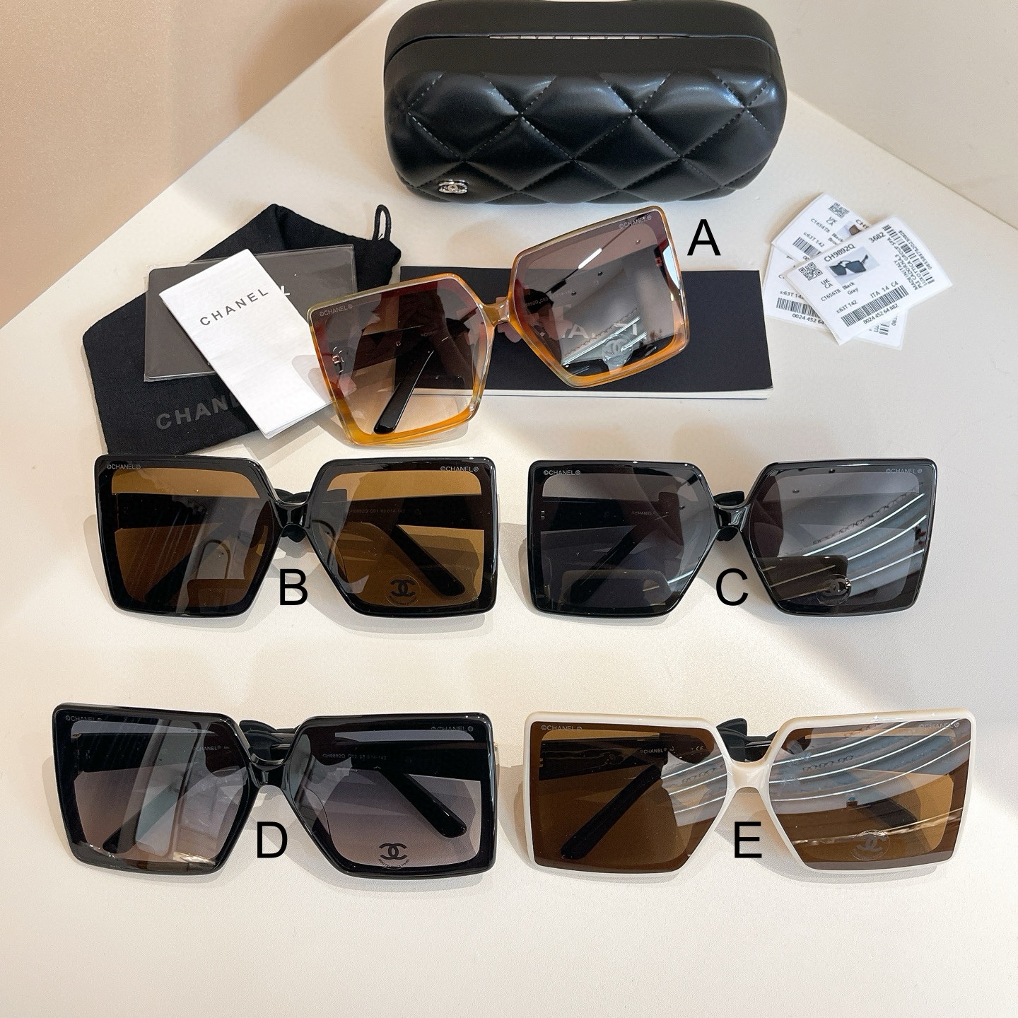 샤넬 Chanel CH9892Q 63口14-142