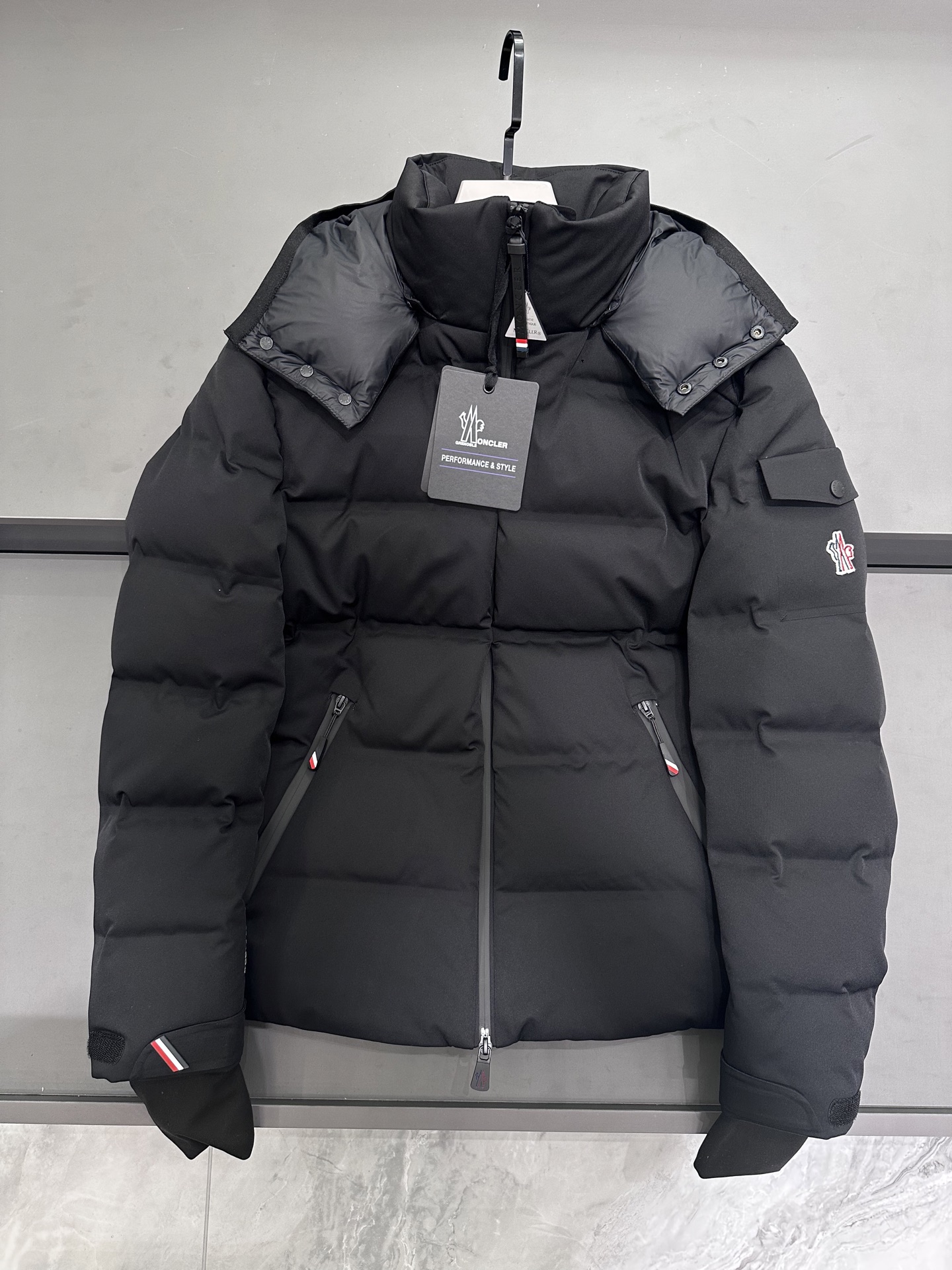 몽클레어 Moncler  다운재킷