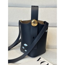 로에베 Loewe 332S Mini Pebble Bucket Bag