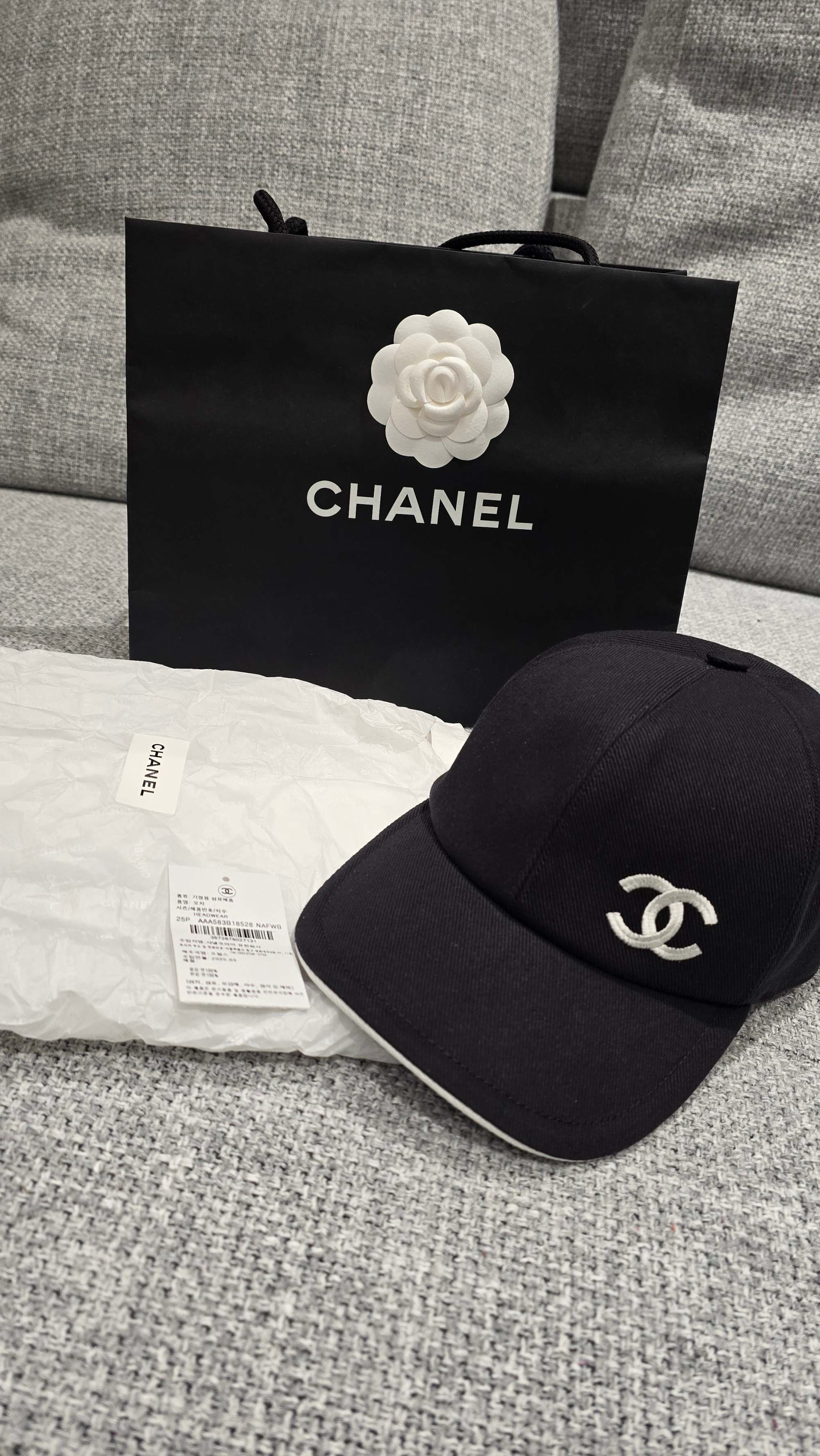 샤넬 Chanel CC로고 볼캡 블랙&화이트