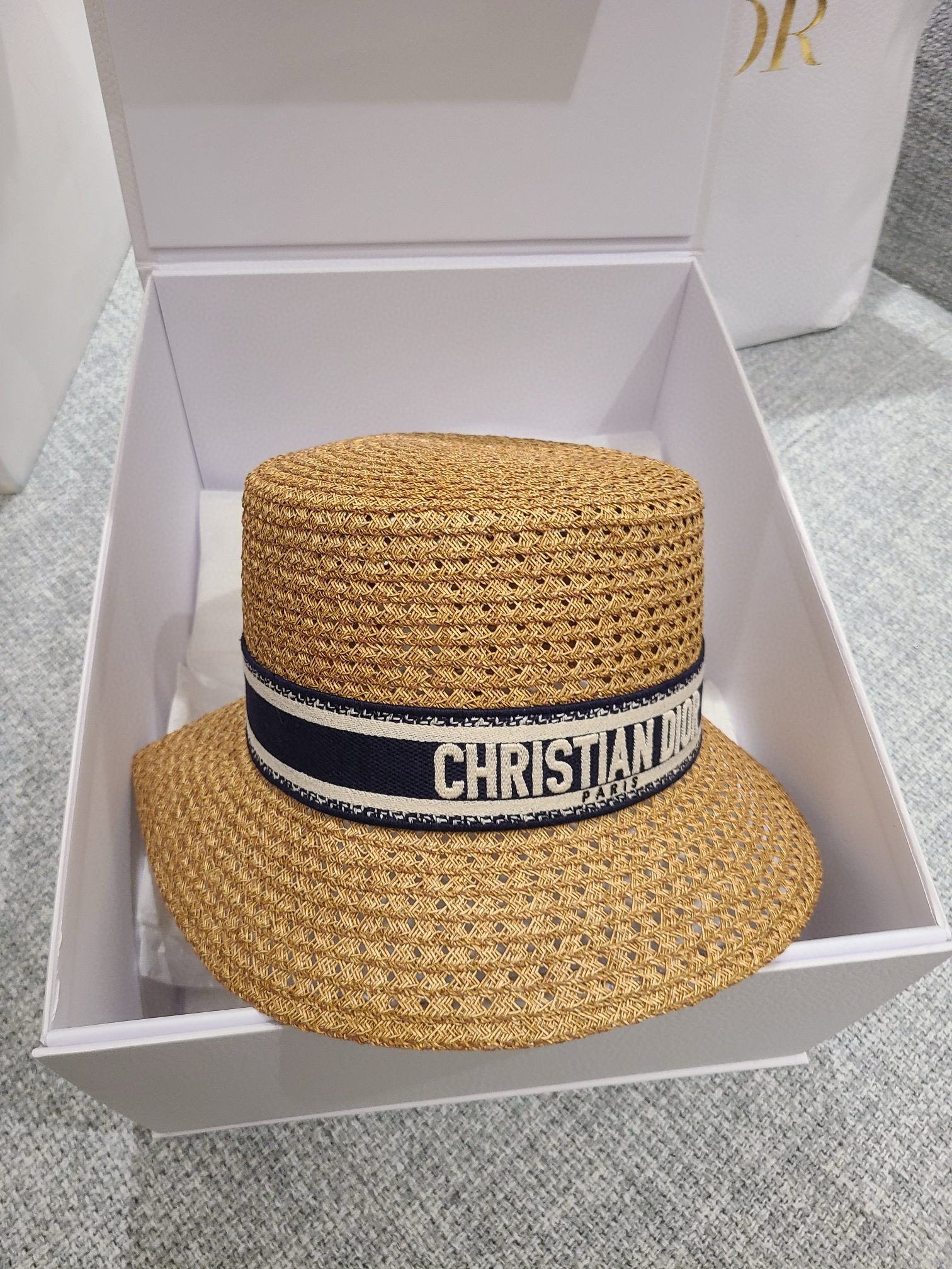 디올 Dior Small Brim Hat