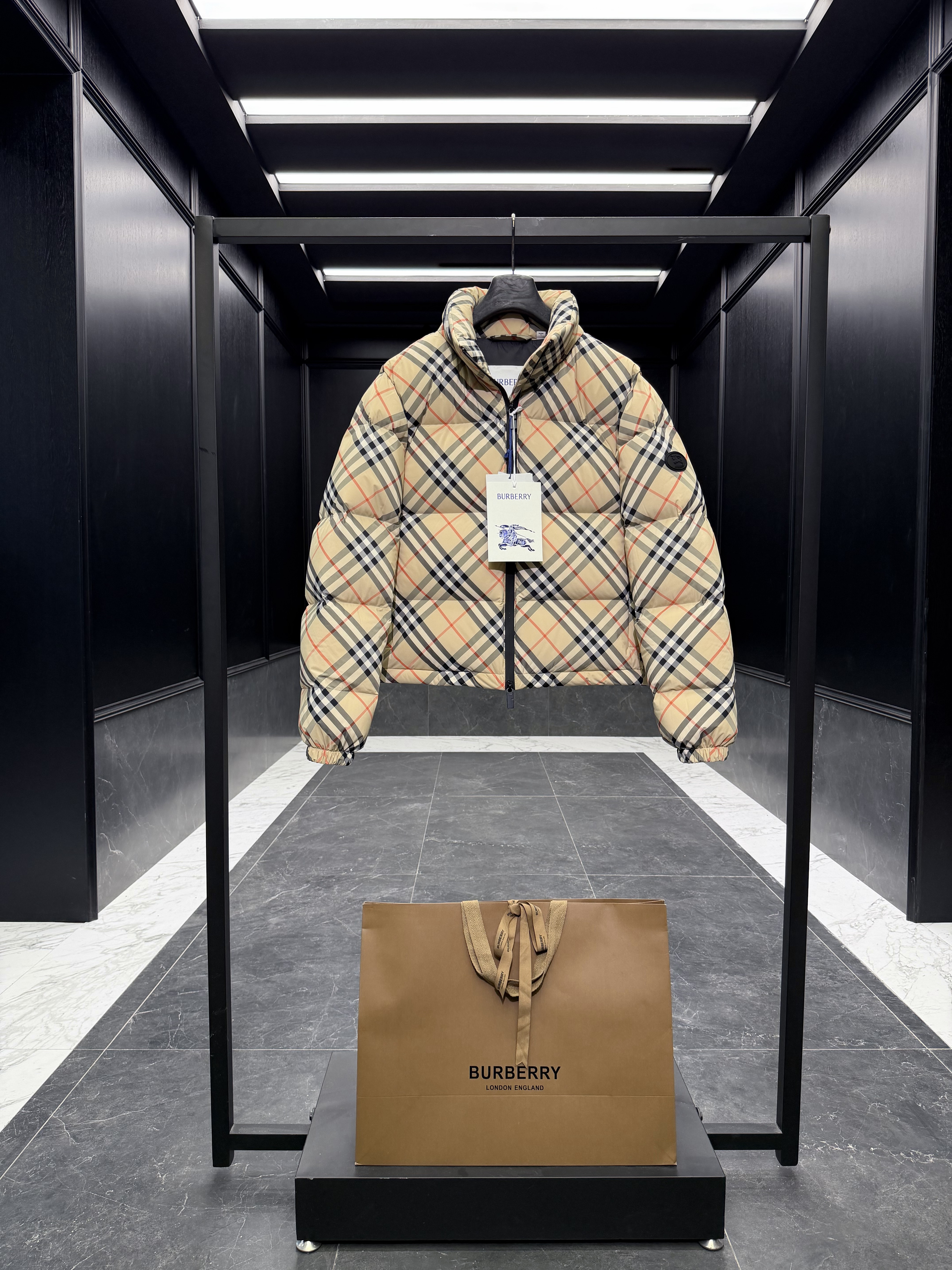 버버리 Burberry  다운재킷 3455