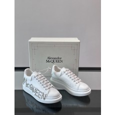 Alexander McQueen 스니커즈
