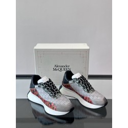 Alexander McQueen 스니커즈