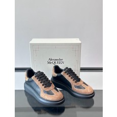 Alexander McQueen 스니커즈