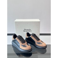 Alexander McQueen 스니커즈