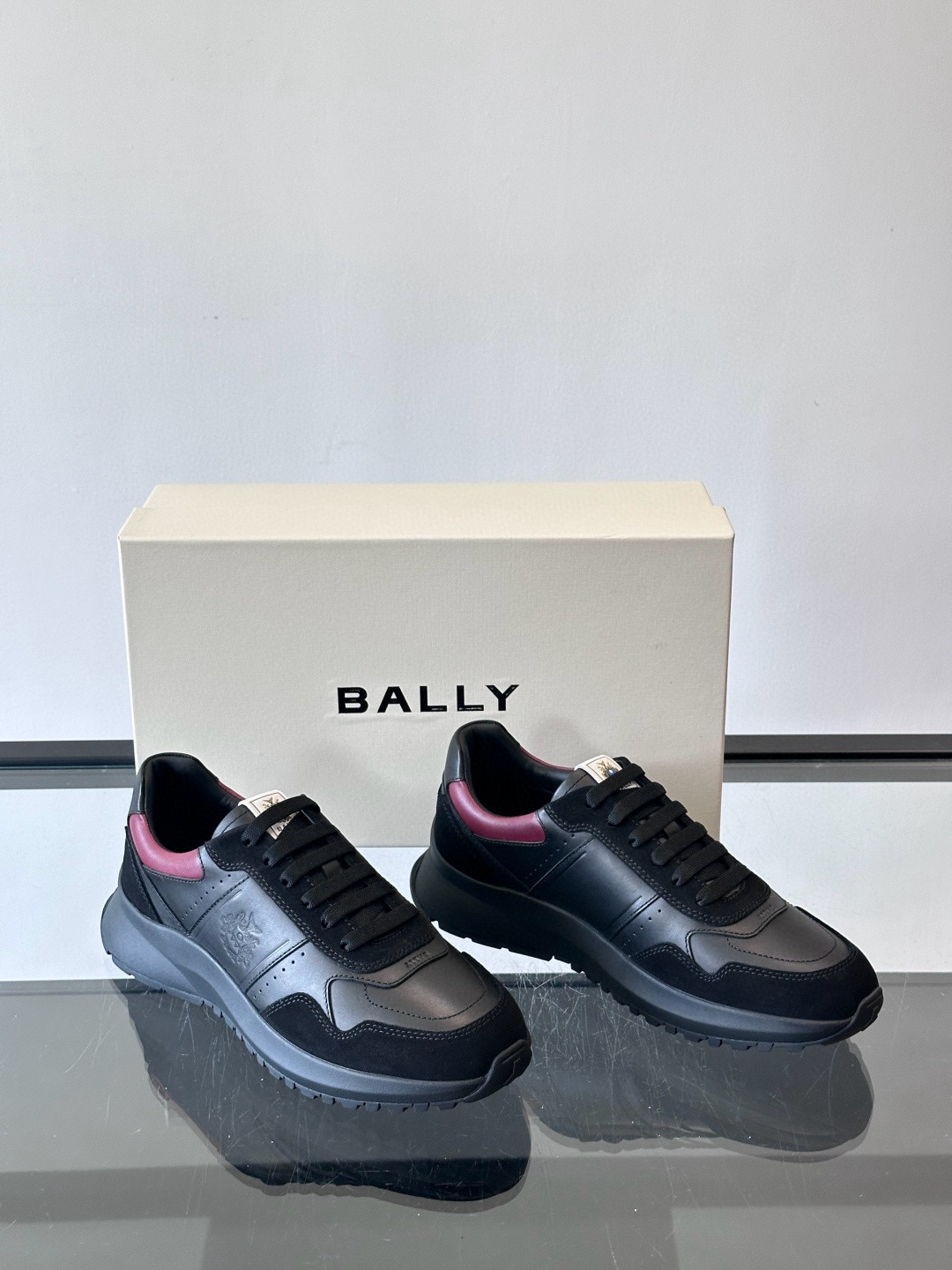 발리 Bally 스니커즈 Black