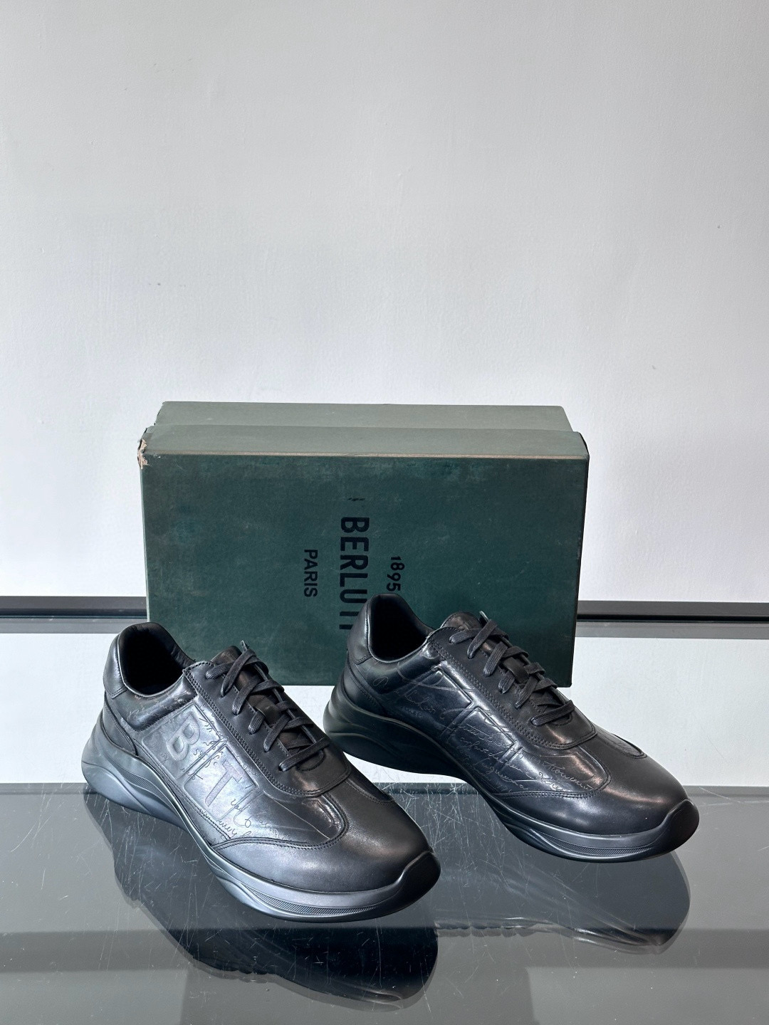 벨루티 Berluti 스니커즈