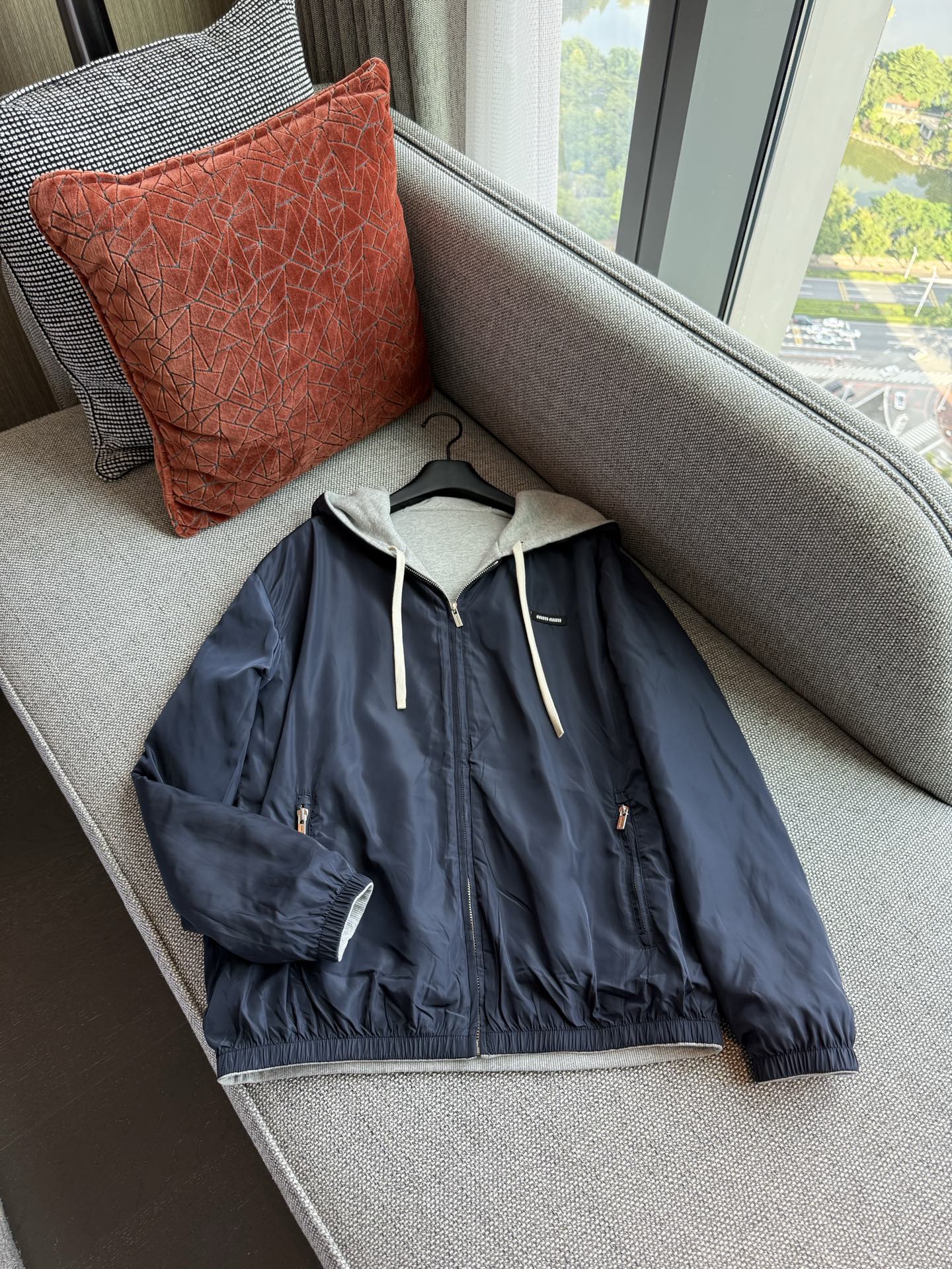 미우 미우 Miu Miu 양면  재킷