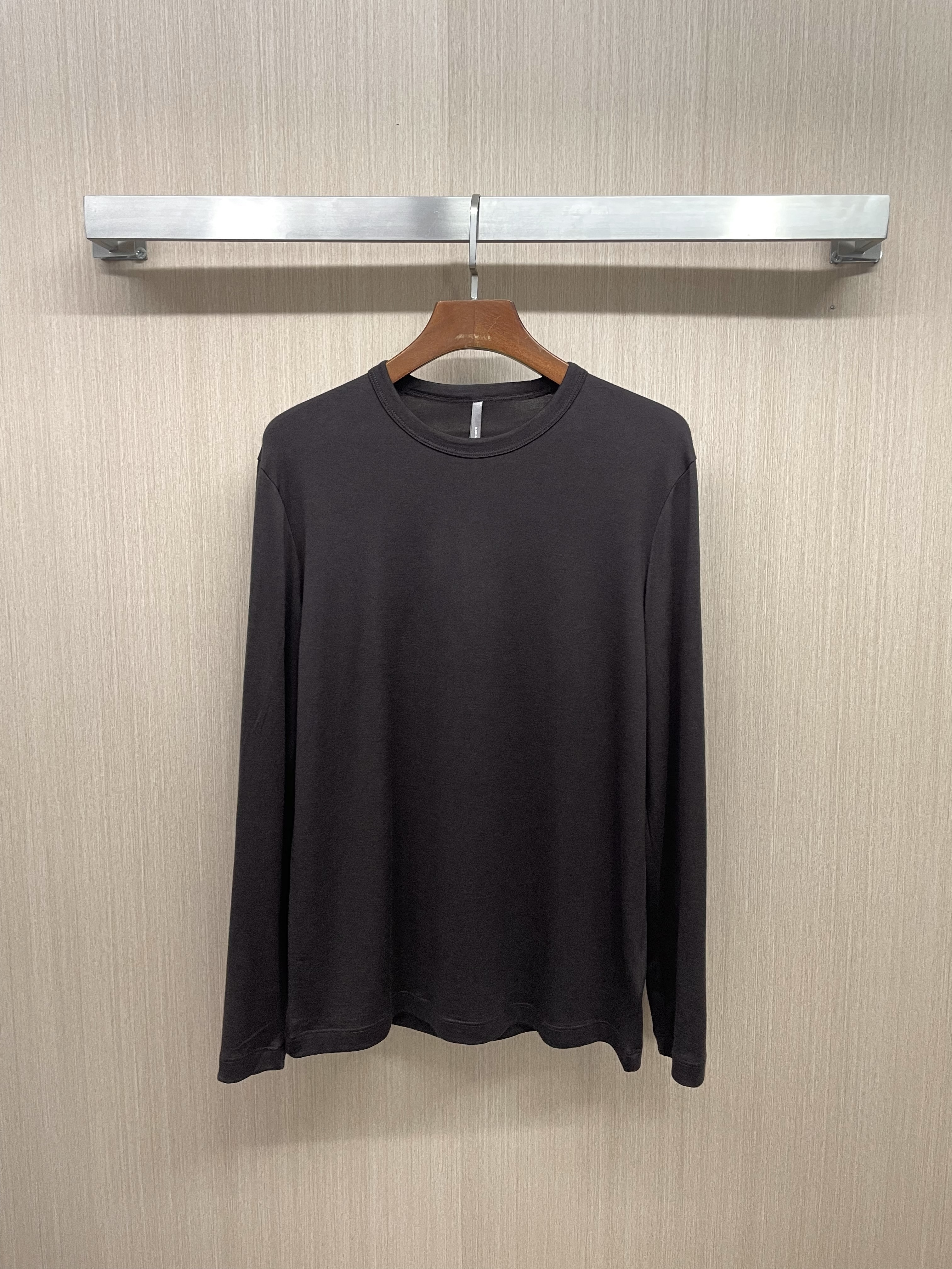 아크테릭스 ARC'TERYX 긴팔 티셔츠