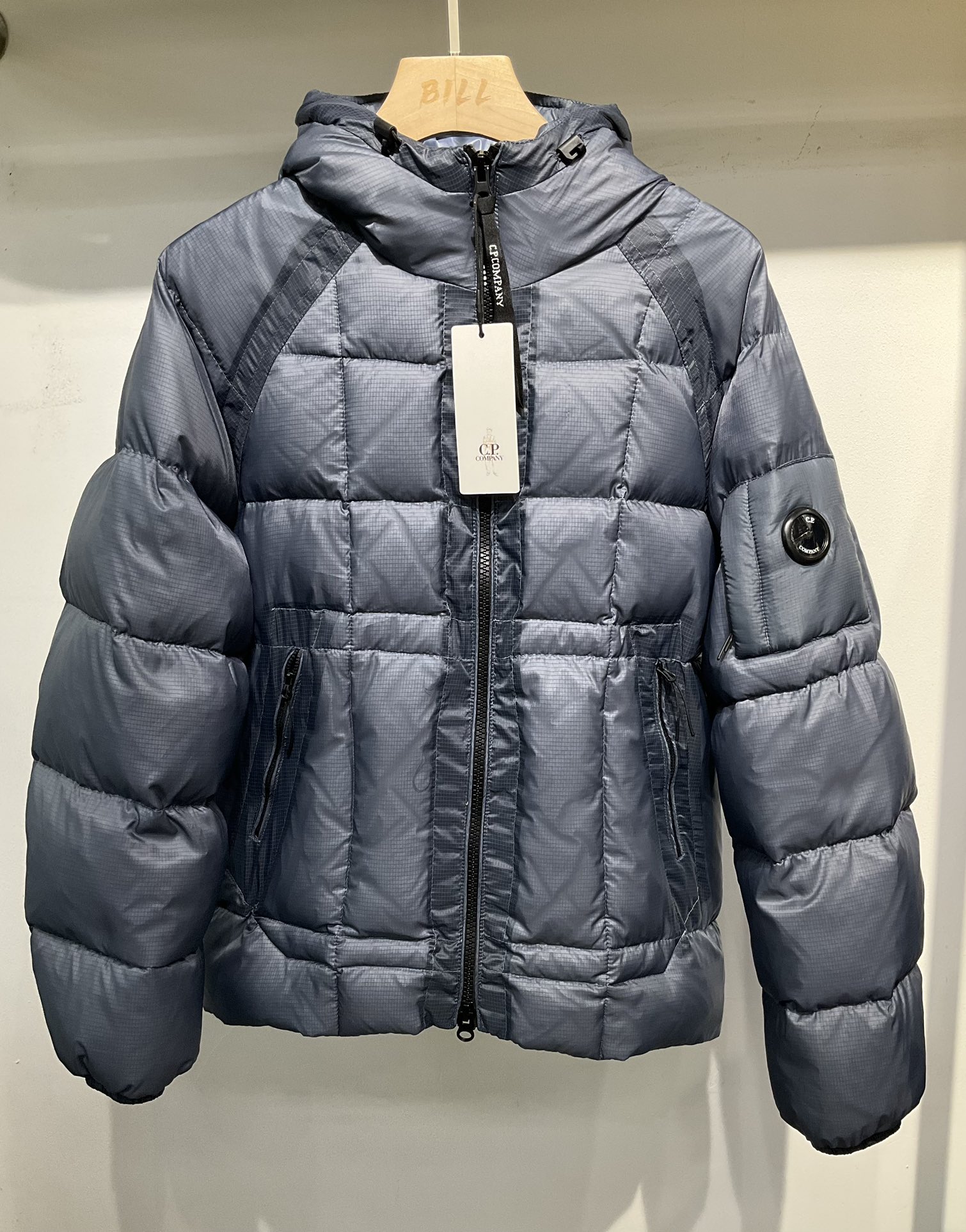 C.P. 컴퍼니 C.P. Company 다운재킷