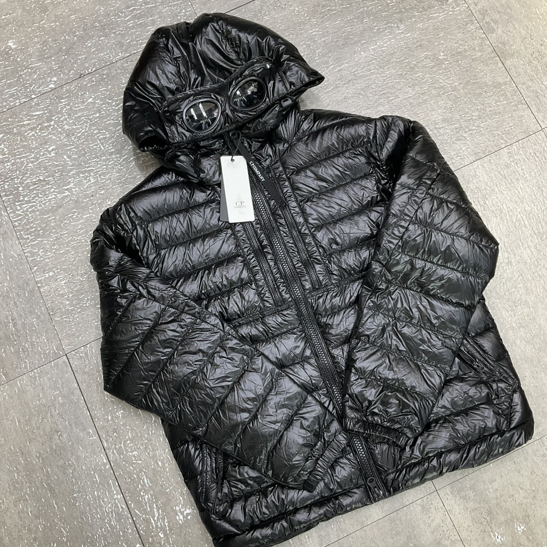 C.P. 컴퍼니 C.P. Company 다운재킷