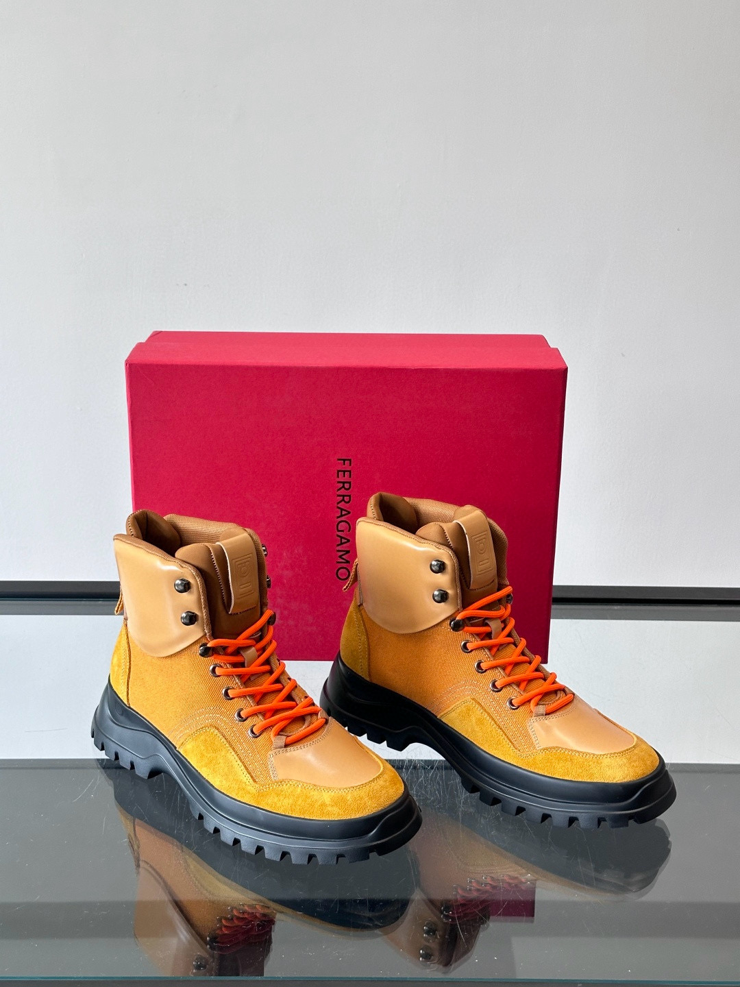 살바토레 페라가모 Salvatore Ferragamo 부츠