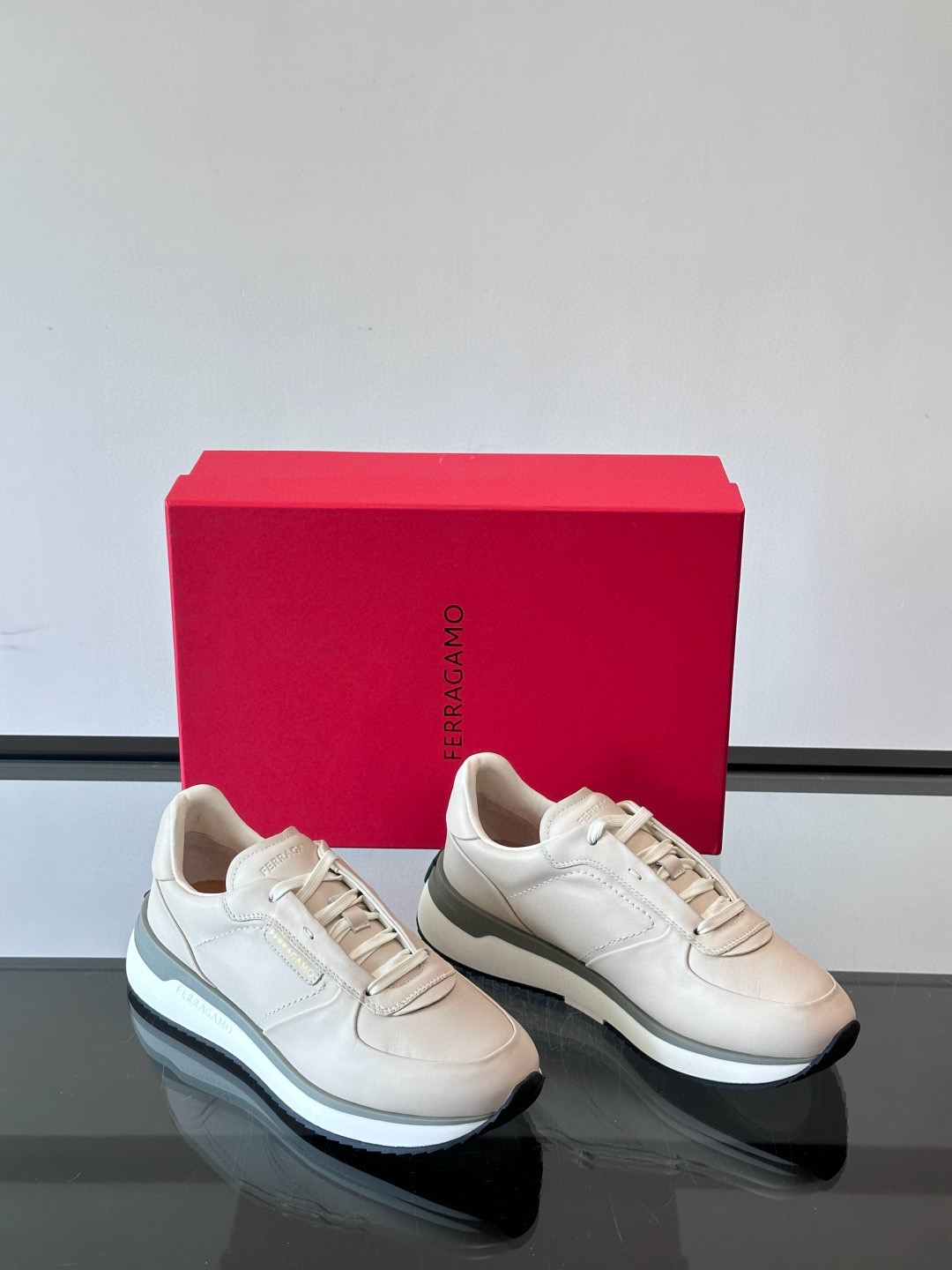 살바토레 페라가모 Salvatore Ferragamo 스니커즈