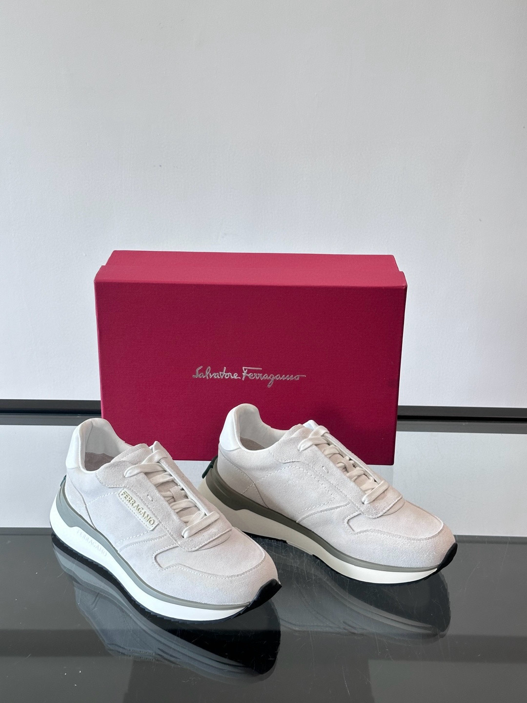 살바토레 페라가모 Salvatore Ferragamo 스니커즈