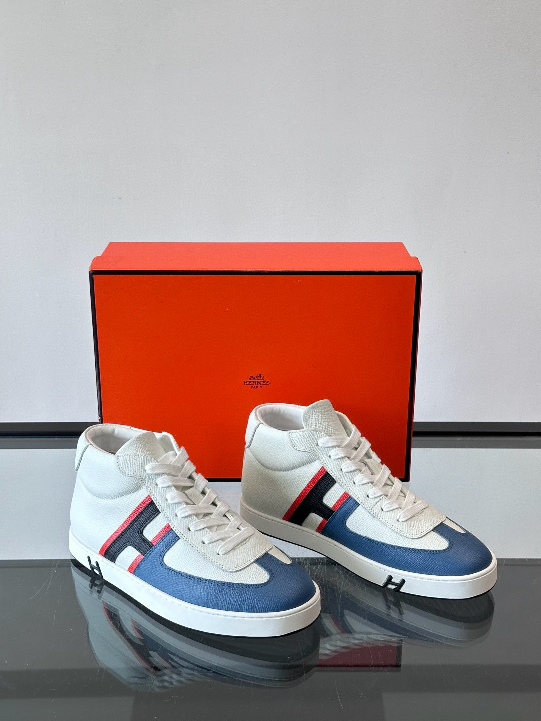 에르메스 Hermes Kelly 스니커즈