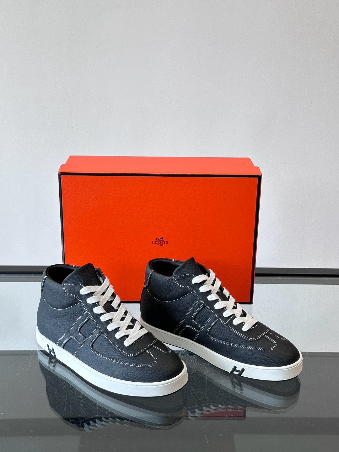 에르메스 Hermes Kelly 스니커즈