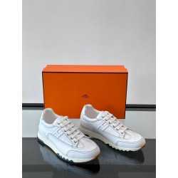 에르메스 Hermes Walkrunner 스니커즈