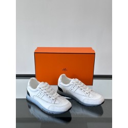 에르메스 Hermes Walkrunner 스니커즈