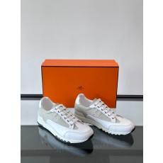 에르메스 Hermes Walkrunner 스니커즈