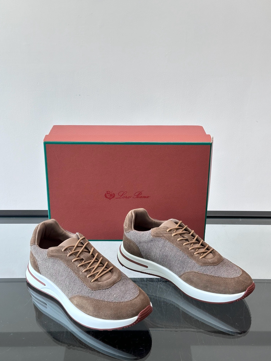 로로피아나 Loro Piana Week end Walk 스니커즈