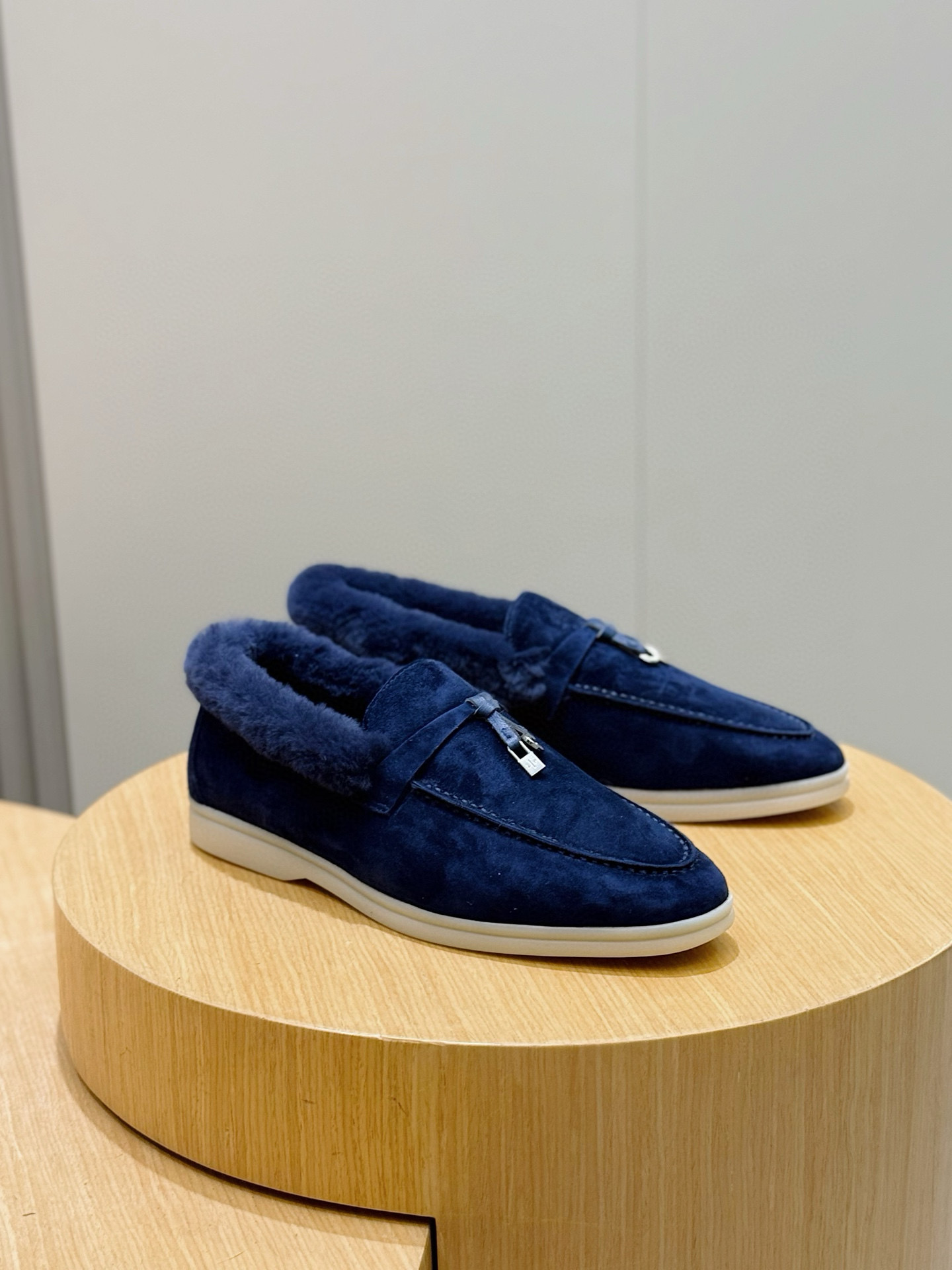 로로피아나 Loro Piana Open Walk 로퍼 슈즈