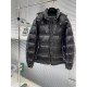 프라다 Prada 다운재킷