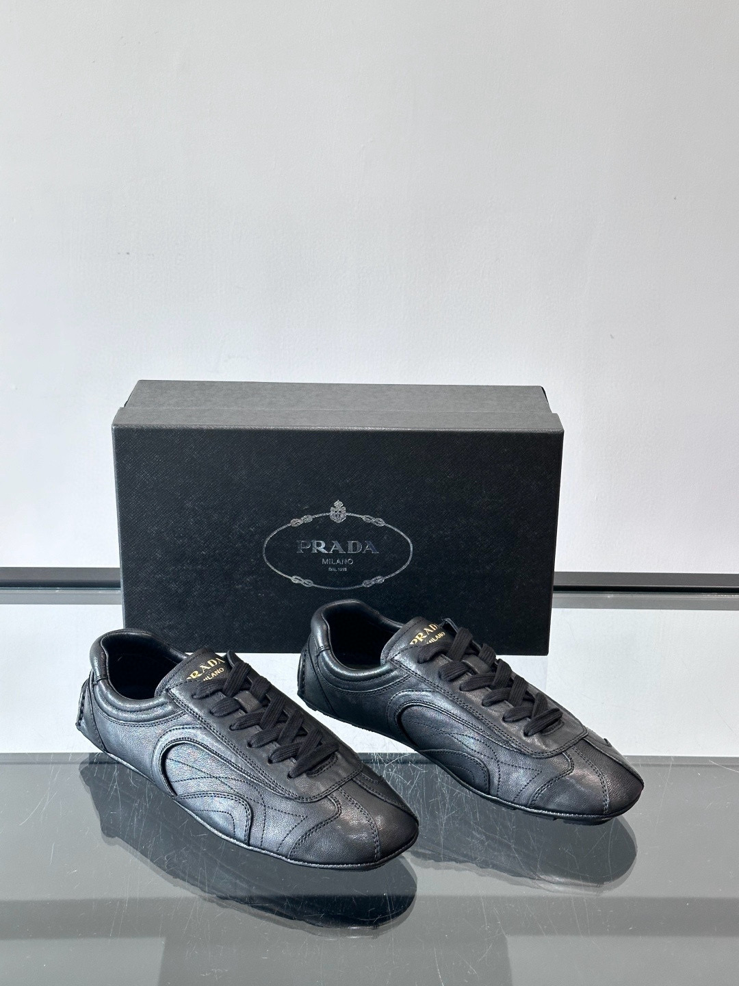 프라다 Prada Montecarlo 스니커즈