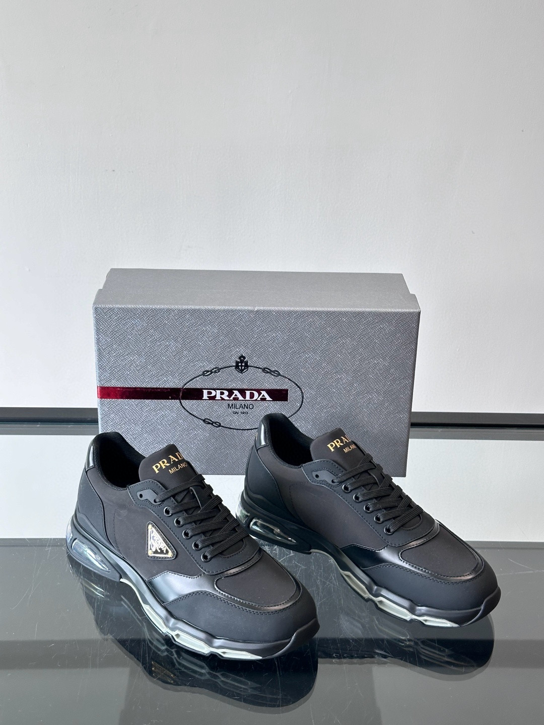 프라다 Prada 스니커즈