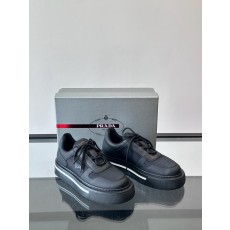 프라다 Prada 스니커즈