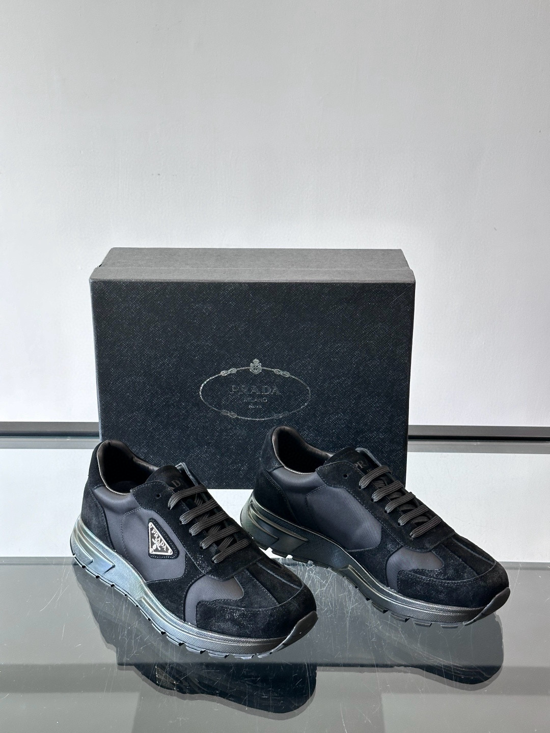 프라다 Prada 스니커즈