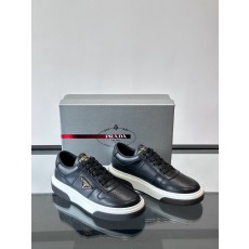 프라다 Prada 스니커즈
