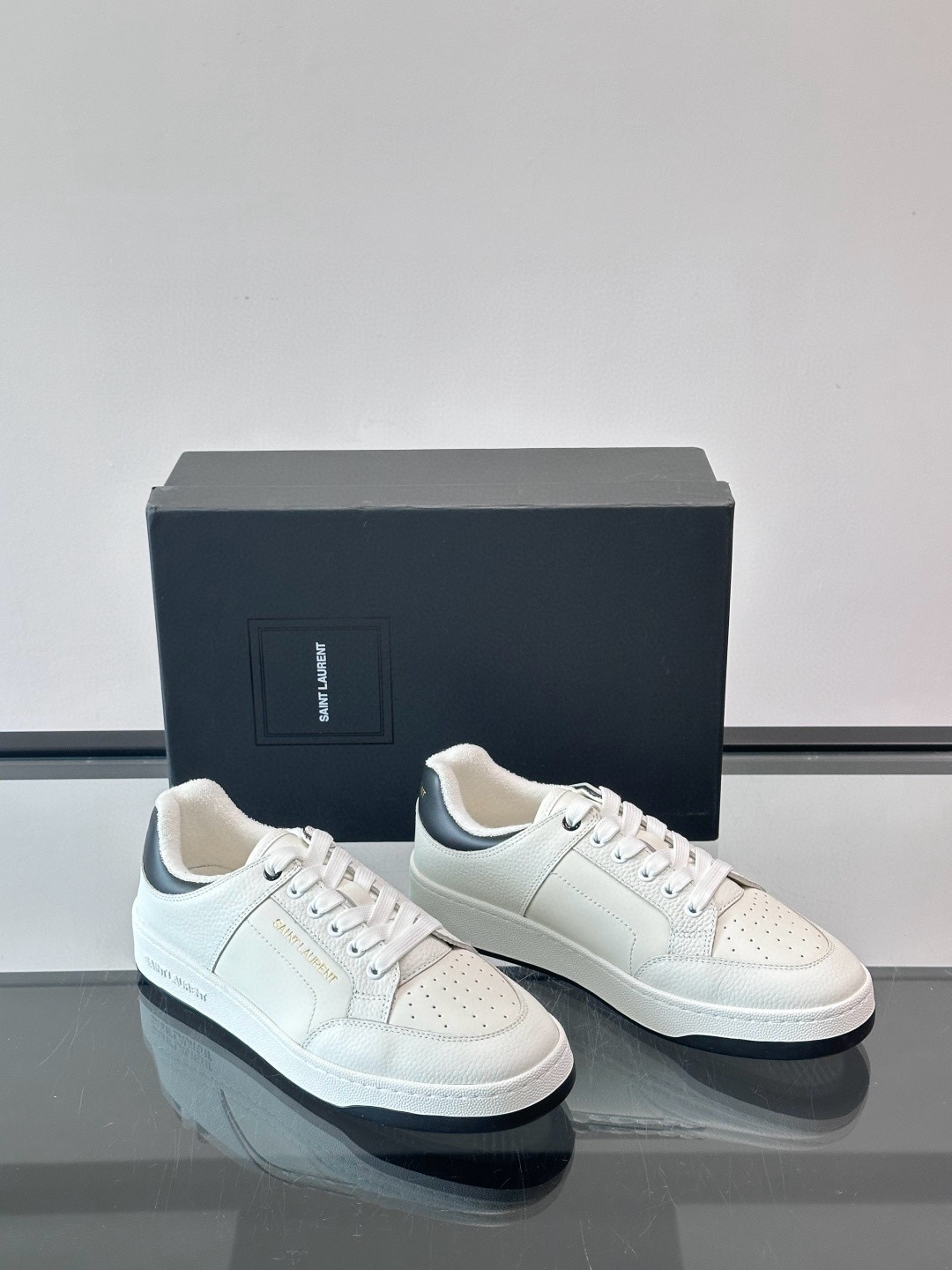 생로랑 Saint Laurent Court Classic SL-10 스니커즈