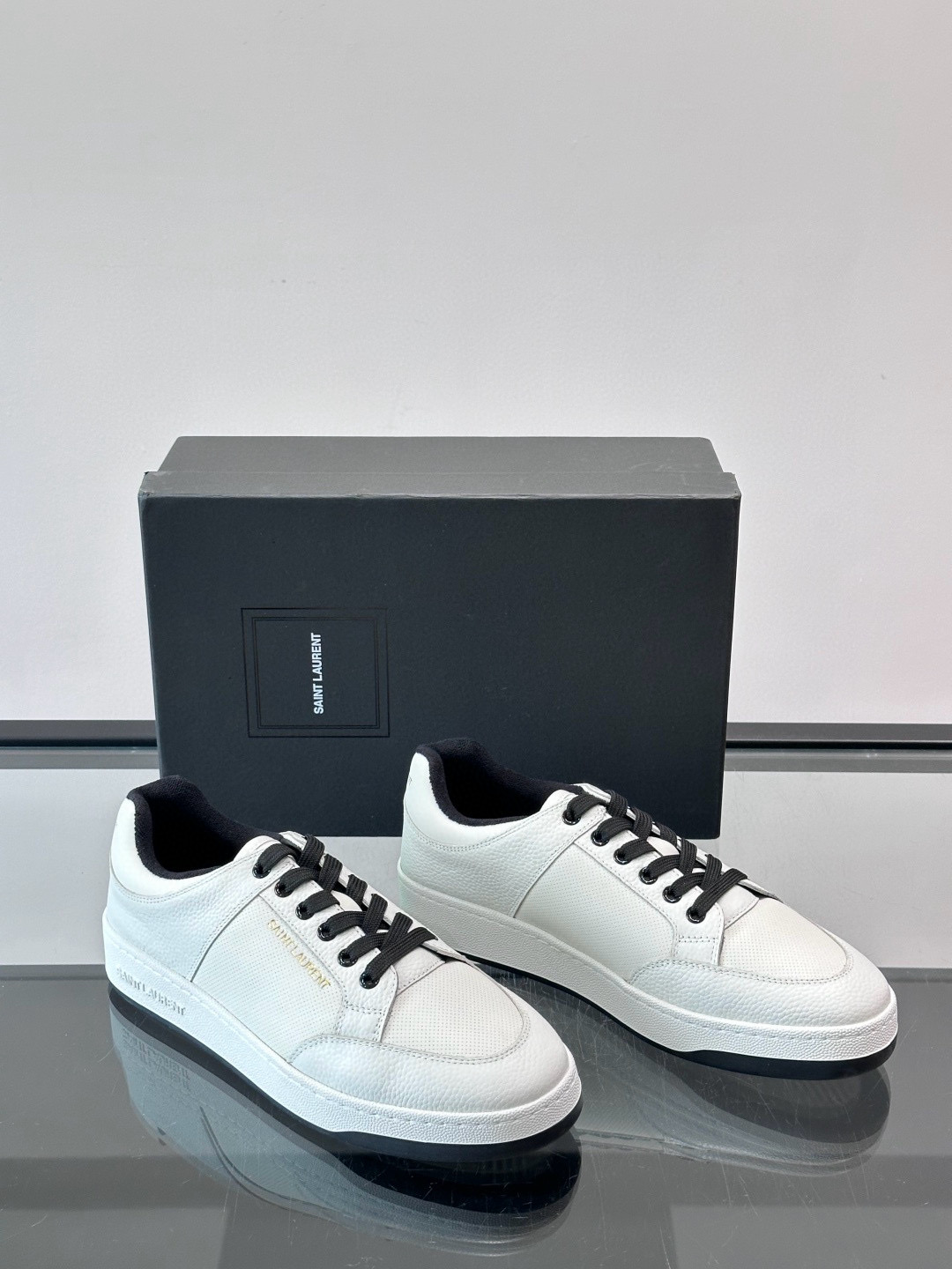 생로랑 Saint Laurent 스니커즈