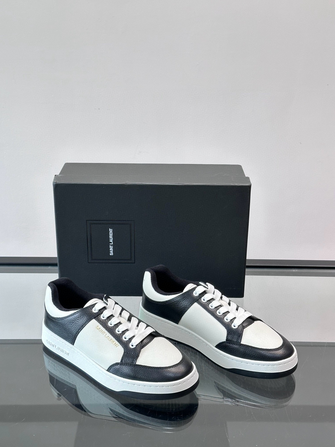 생로랑 Saint Laurent 스니커즈