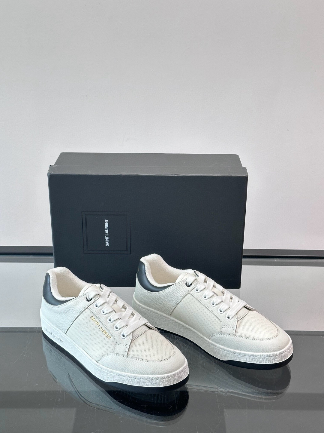 생로랑 Saint Laurent 스니커즈