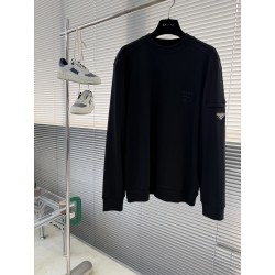 프라다 Prada 맨투맨