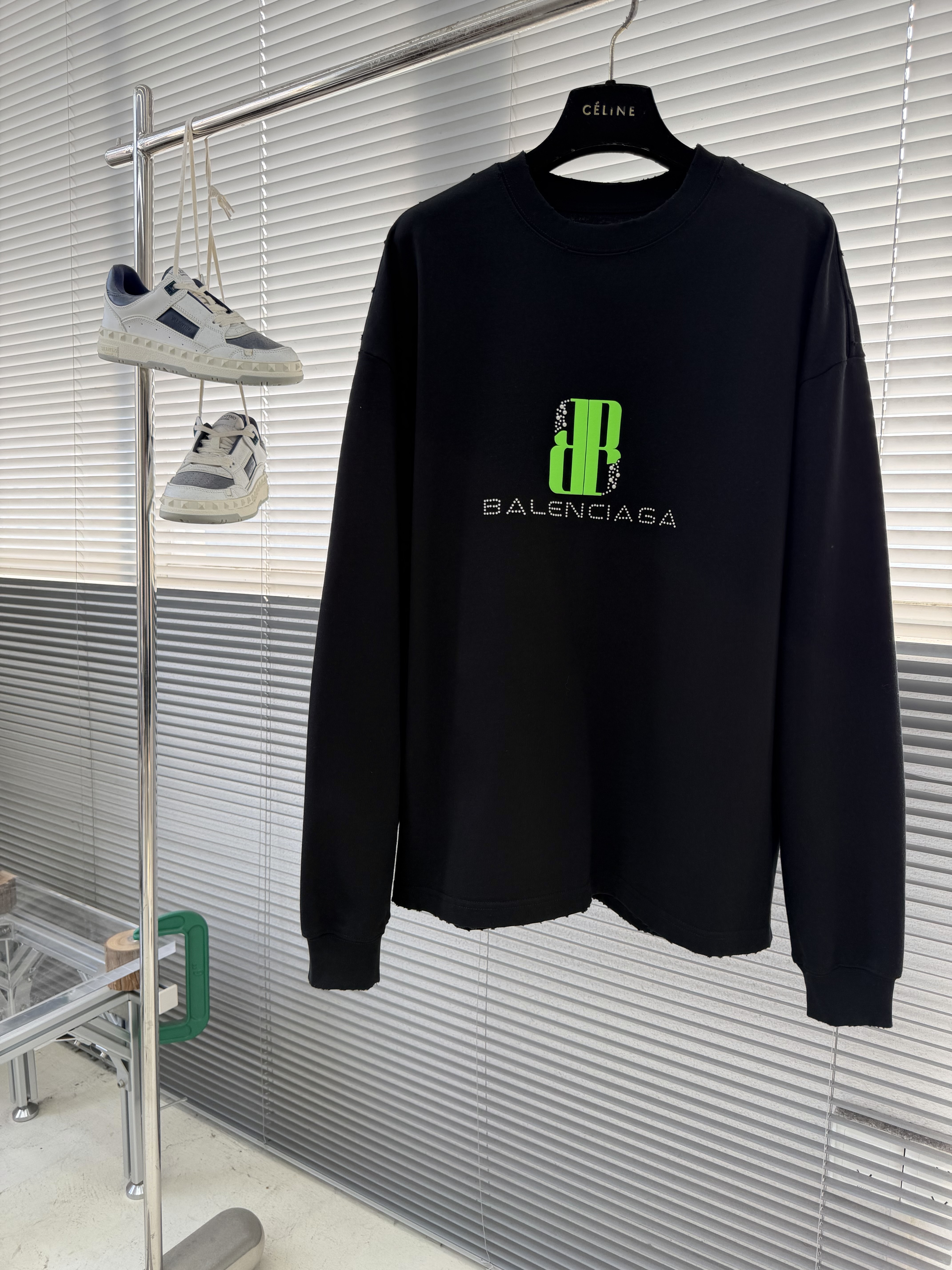 발렌시아가 Balenciaga 긴팔 티셔츠