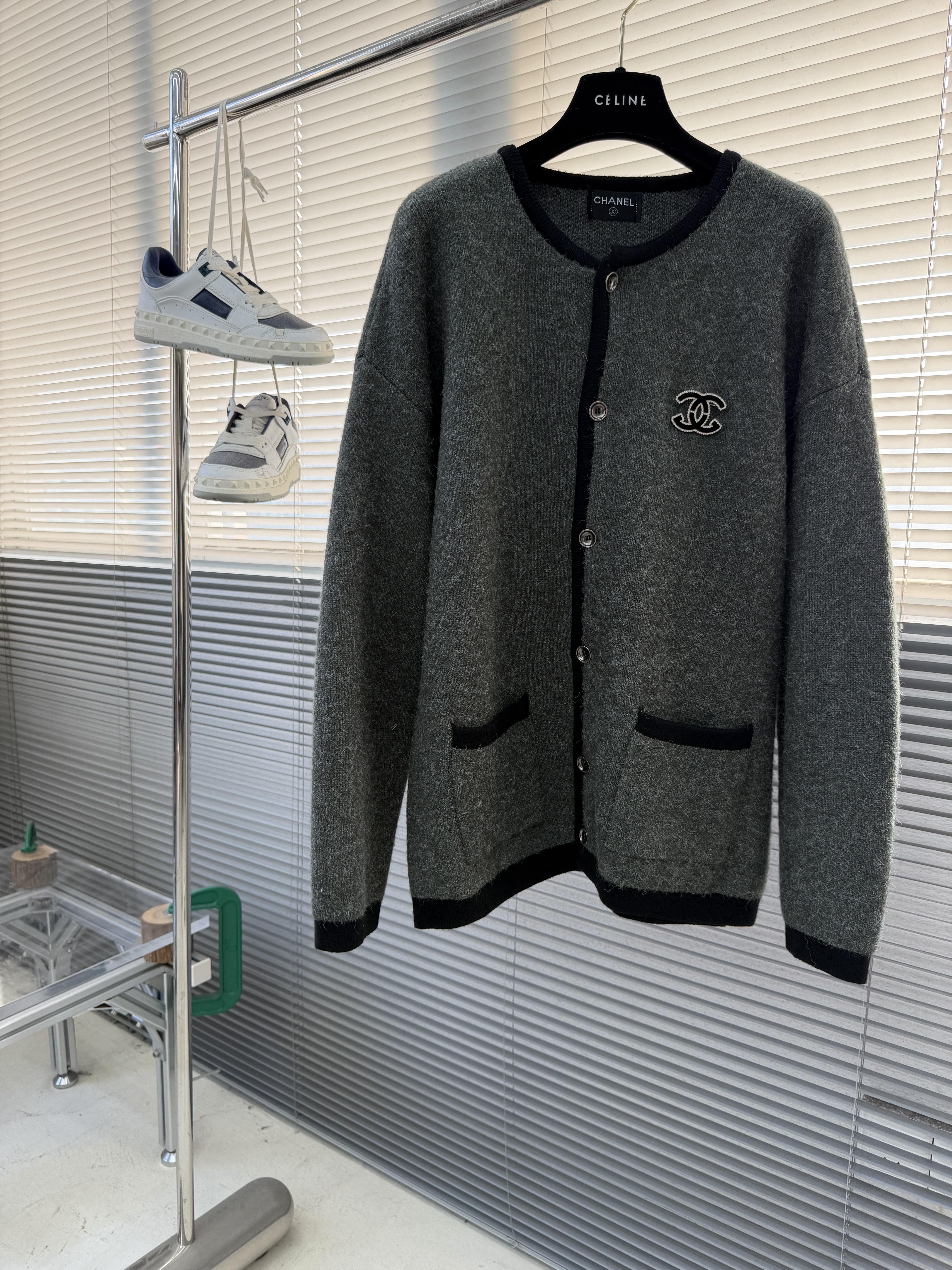 샤넬 CHANEL 가디건