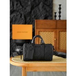 루이비통 Louis Vuitton M20900 Keepall Bandouliere 25 Taurillon Monogram Black 25cm