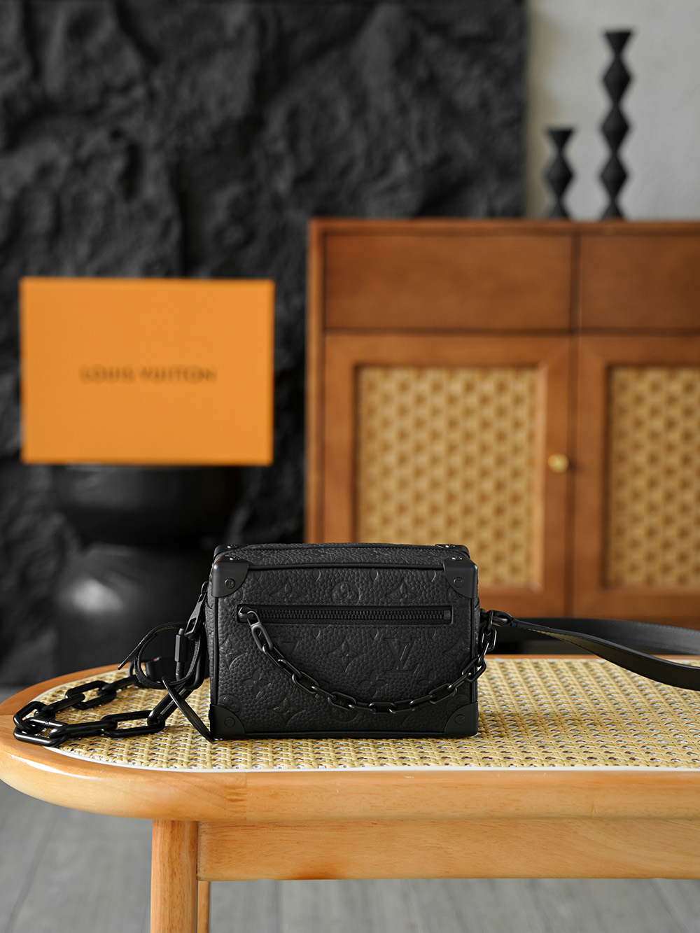 루이비통 Louis Vuitton M55702 Mini Soft Trunk Black 18.5cm