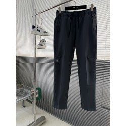 아크테릭스 ARC'TERYX 바지