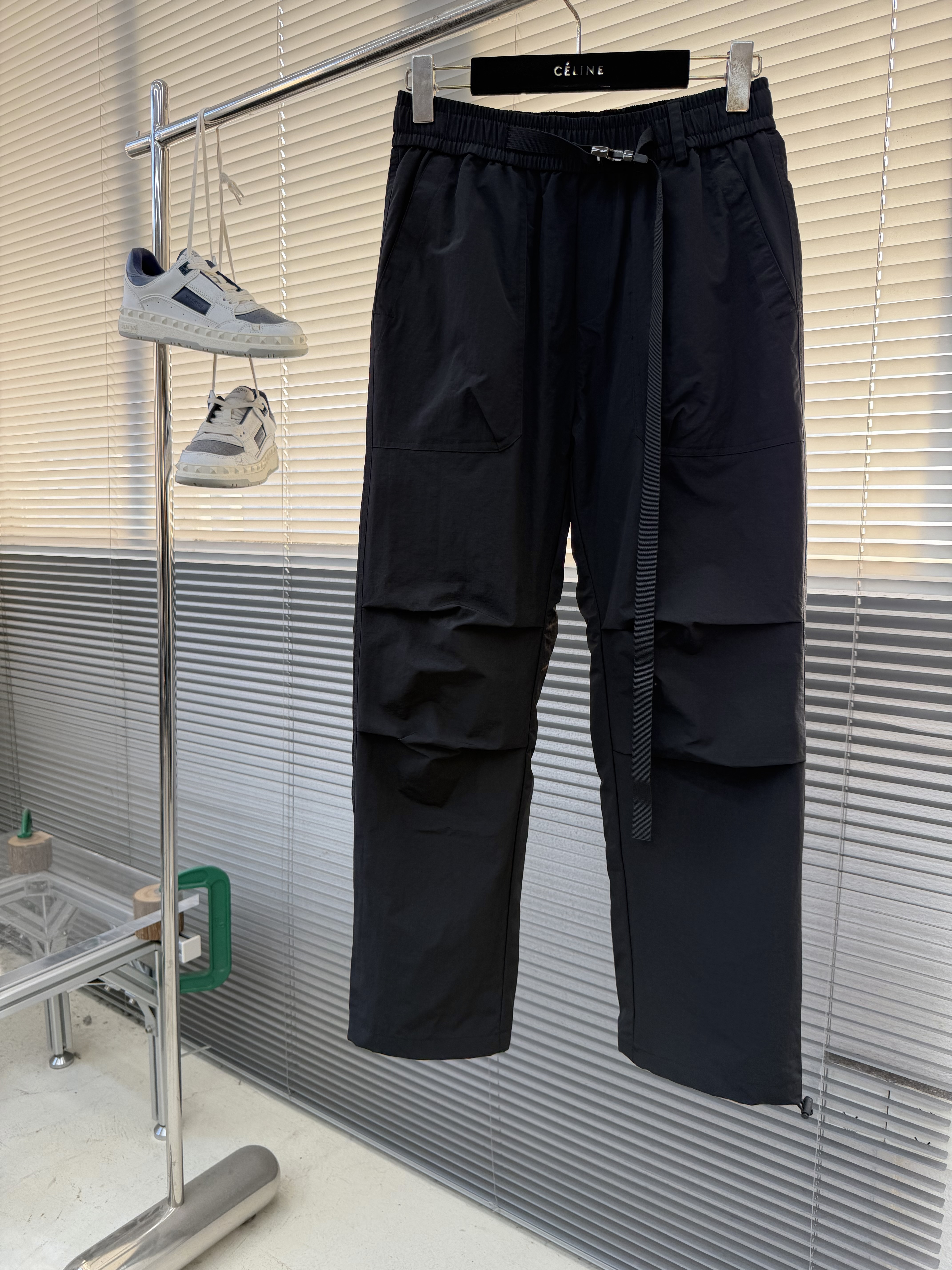 디올 Dior 다운 바지