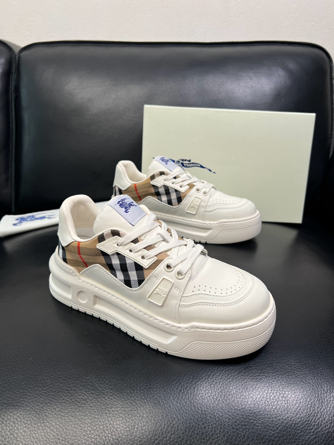 버버리 Burberry 스니커즈