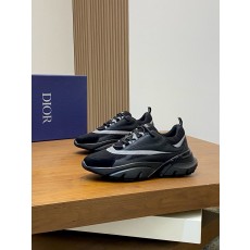 디올 Dior B22 스니커즈